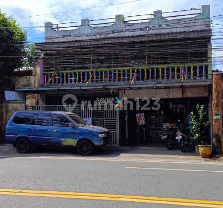 Rumah Usaha 2 Lantai + Rooftop Lokasi Strategis di Poros Jalan Raya Gadang, Sukun Malang