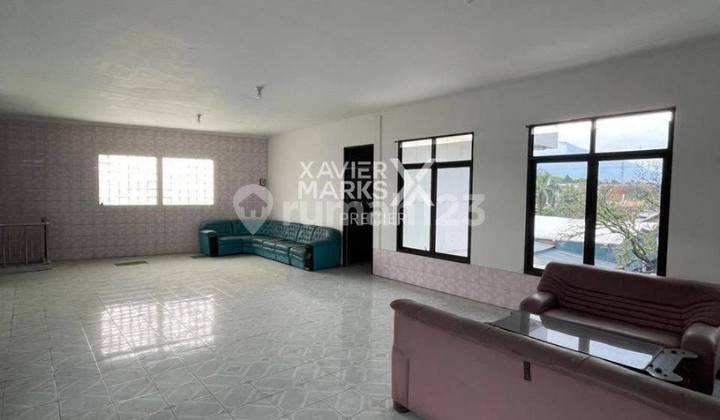 3-Story Ready-to-Occupy House on Buah-Buahan Street, Klojen, Malang 2