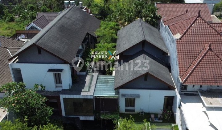 Rumah Modern Rasa Resort 3 Lantai di Daerah Puncak Dieng, Kota Malang 2