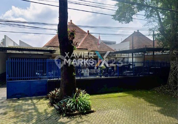 Rumah Vintage di Poros Jalan Utama Daerah Gunung - Gunung, Klojen Malang