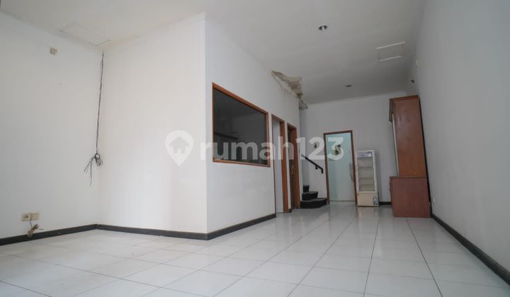Affordable 3-Storey Shop House in Bintaro Jaya, South Tangerang Affordable 3-Storey Shop House in Bintaro Jaya, South Tangerang