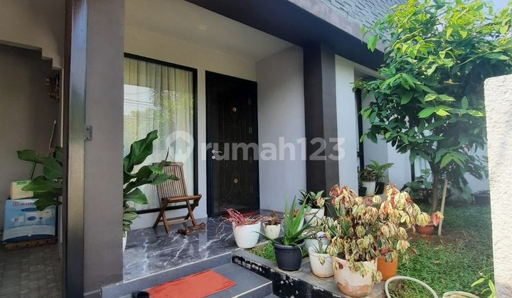 Rumah Murah Baru Renovasi di Sektor 9 Bintaro Jaya Tangerang Selatan Rumah Murah Baru Renovasi di Sektor 9 Bintaro Jaya Tangerang Selatan
