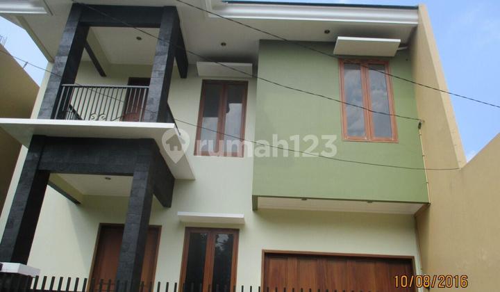 Disewakan Rumah Teratai Rengas Bintaro 2 Lt