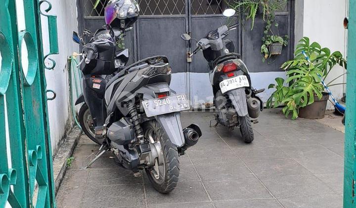 House for quick sale in Sector 1 Bintaro Jaya 2