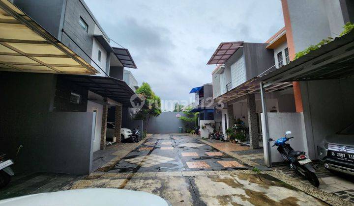 Rumah Cantik Cluster 2 Lantai Bebas Banjir Akses Lebar di Jatimakmur  2