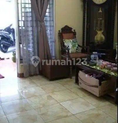 Rumah 2 Lantai Bebas Banjir di Perumahan Jatiwaringin Jakarta Timur 2