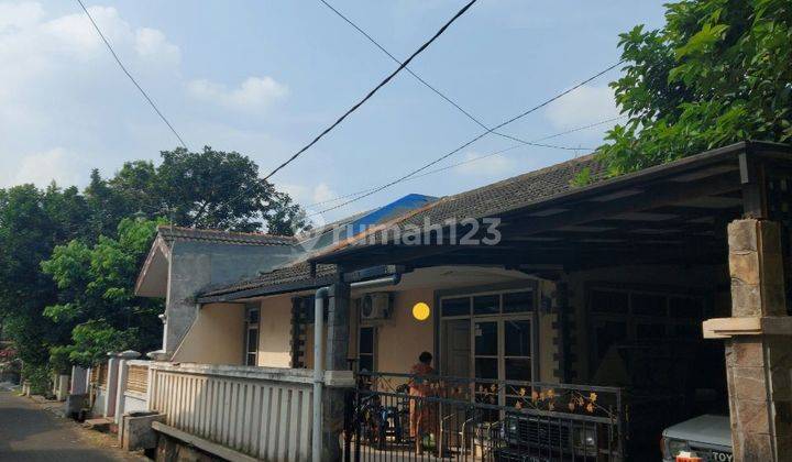 Rumah Luas Hook di Perumahan Pinggir Jalan Raya Hankam Bekasi 1