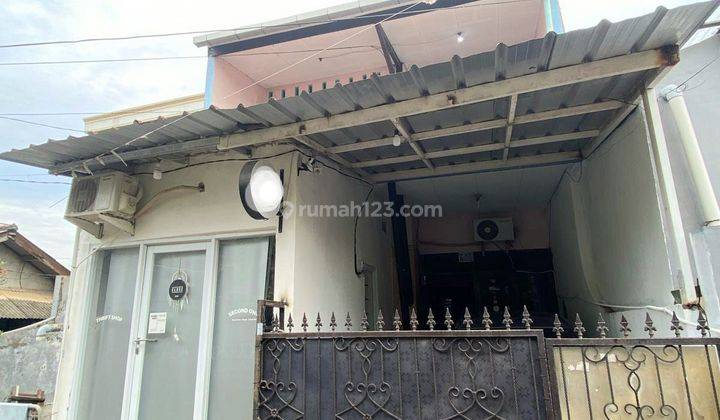 Dijual Cepat Rumah Plus Toko Dua Lantai di Jatiwaringin Pondok Gede 1