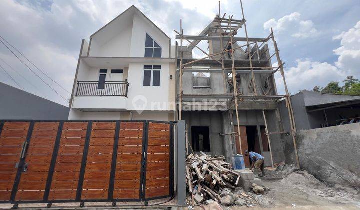 Rumah Kavling Baru 2 Lantai di Jatibening Bekasi 1