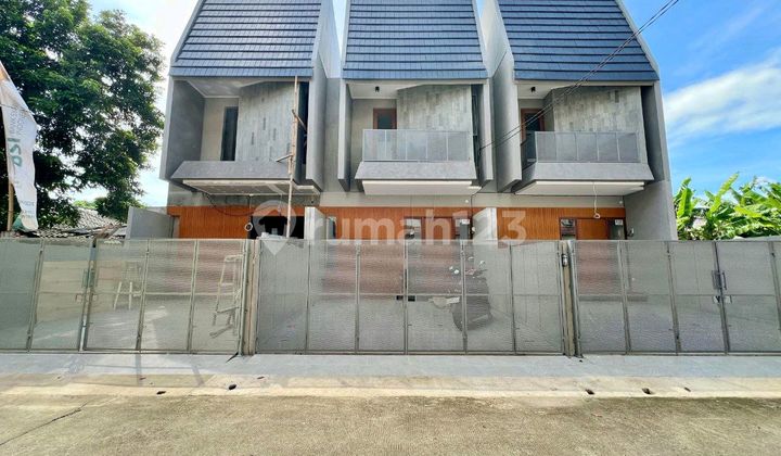 Rumah Baru 2 Lantai Di Perumahan Kodau Jatimekar 1