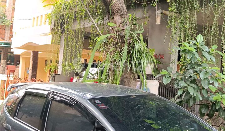 Rumah Bagus Dua Lantai Di Perumahan Puri Gading Dekat Tol Jatiwarna Bekasi 2