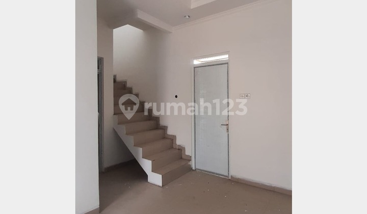 2-Story Shop House in Strategic Location, Cileungsi, Bogor 2-Story Shop House in Strategic Location, Cileungsi, Bogor