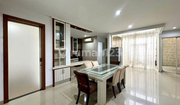 Hunian Mewah 2,5 Lantai di Lippo Cikarang - Oakwood