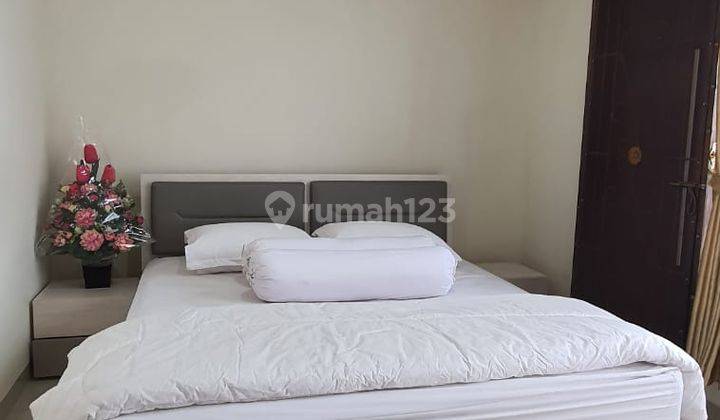 Disewakan Rumah Cosmo Estate Jl Alam Surya Utara 1 3br Full Furnished Lingkungan Bersih dan Nyaman Harga Nego Lippo Cikarang 2