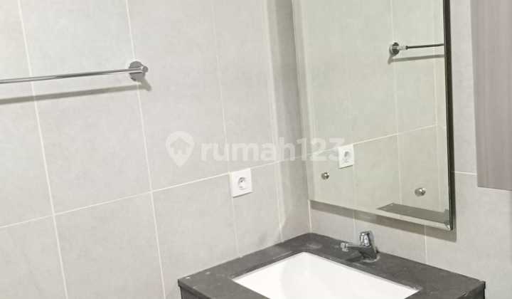 Disewakan Apartemen Orange County 1br Bagus Dan Nyaman Ada Balcony 