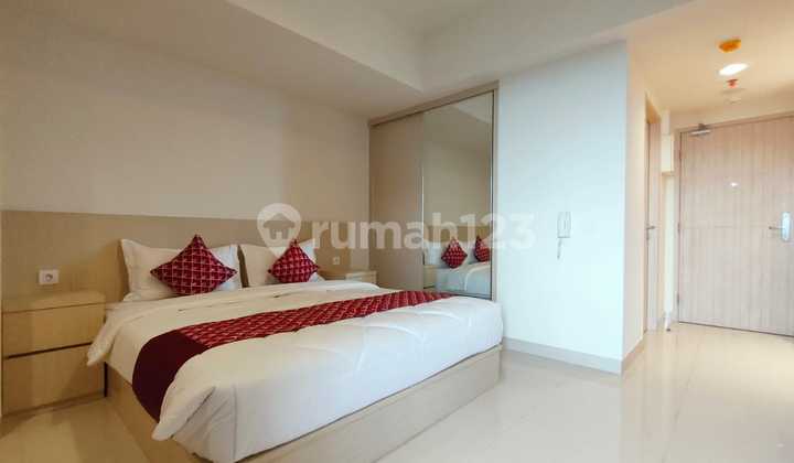 Orange County Apartment Studio Nice and Comfortable in Lippo Cikarang