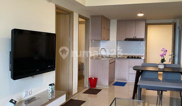 Corner Unit 3 Bedrooms Fully Furnished, Attractive Price at Meikarta Newton Tower