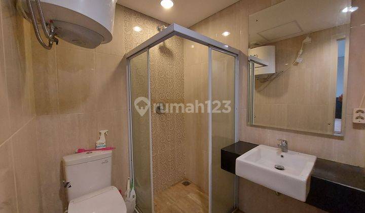 Disewakan Apartemen Trivium 3br Renovasi Jadi 2br View Danau 2