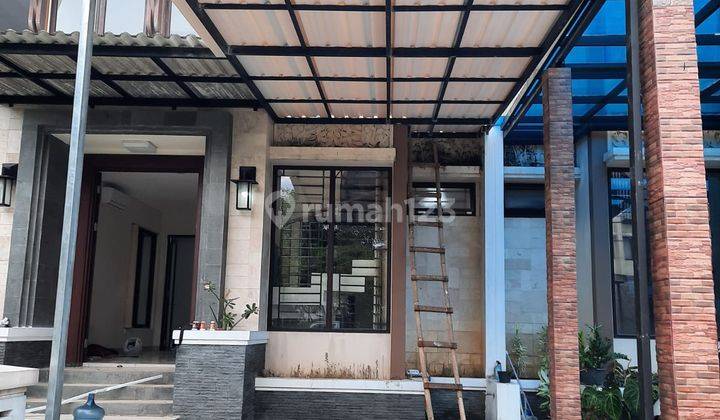 Disewakan Rumah Taman Simpruk Cluster Grand Fores 2 Lantai Bagus  1