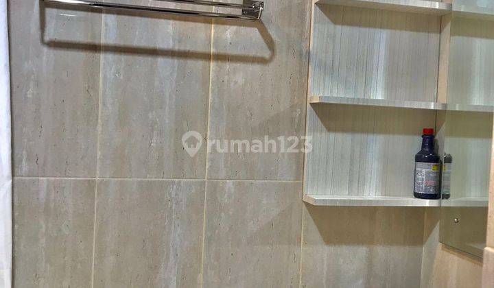 Disewakan Apartemen Trivium 3br Renovasi Jadi 2br Bagus Dan Nyaman View Lake Danau 2