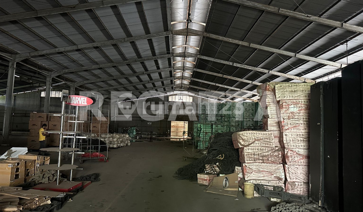 Ready-to-Use Factory 8,300 m² in EJIP Industrial Area – Hoist, Cooling Tower, 700 kVA Electricity