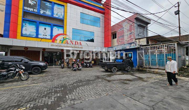 hotel,club & karaoke  daerah wisata pematang siantar 1