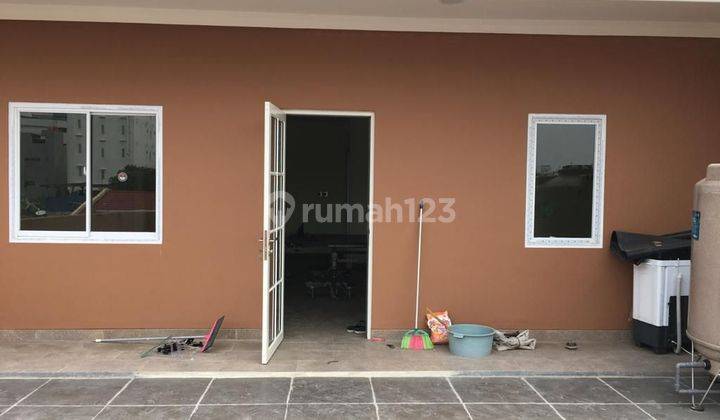 Dijual rumah villa pasar baru hoek 2