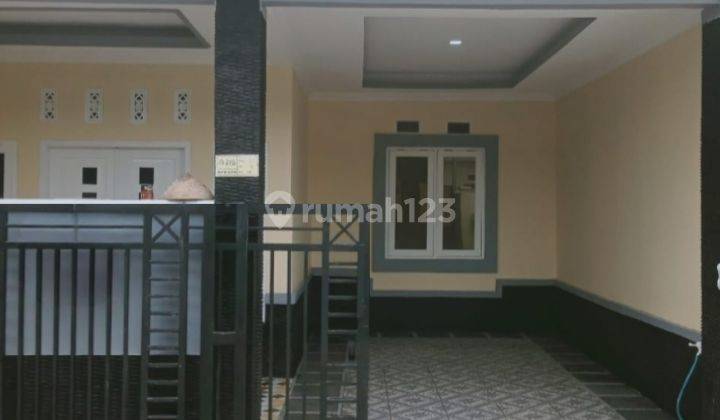 Rumah Full Renovasi Di Villa Mahkota Indah Tarumajaya Bekasi  1