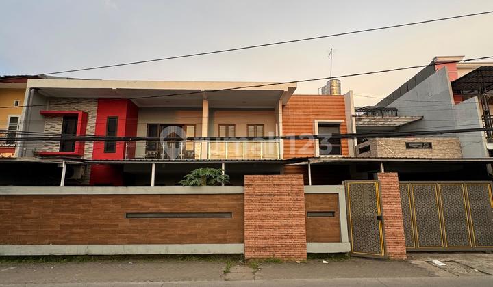 Dijual Rumah 2 Lantai Semi Furnish dan Siap Huni di Jl. Ance Dg. Ngoyo - Makassar 1