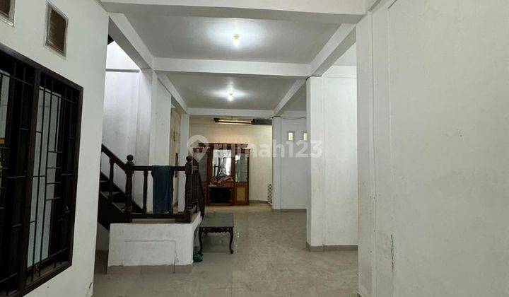 Dijual Rumah 2 Lantai Siap Huni Dengan Harga Terjangkau - Makassar 2