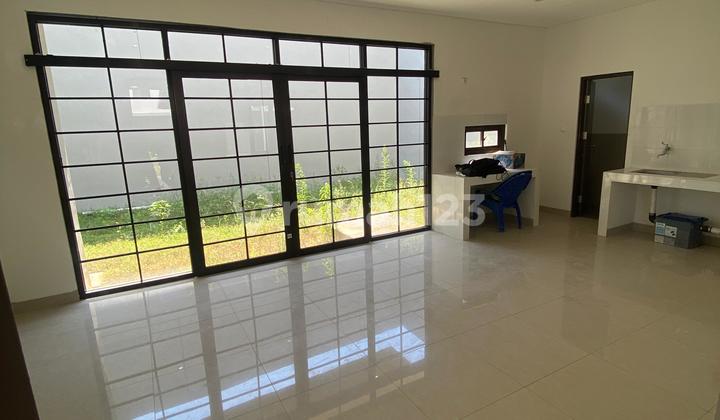 Disewakan Rumah 2 Lantai di Summarecon Mutiara Makassar - Blue Crystal 2