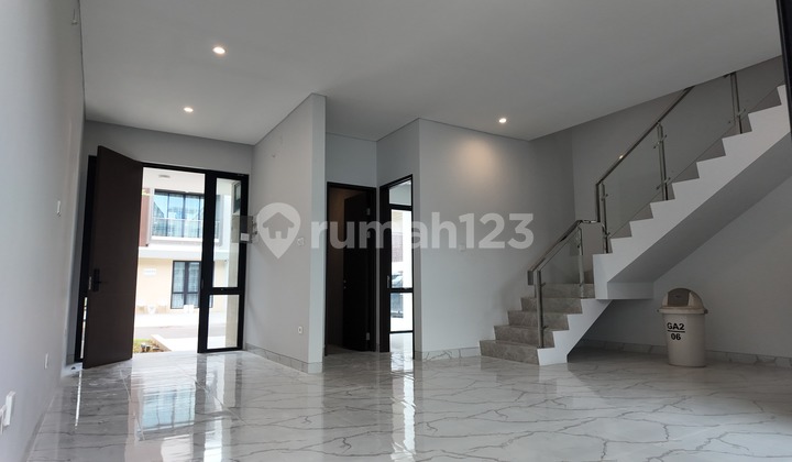 For Rent 2-Story Luxury House, Golden Avenue - CPI Makassar For Rent 2-Story Luxury House, Golden Avenue - CPI Makassar