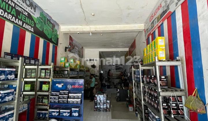 For Sale: Shop House on Emmy Saelan Monument Street - Makassar 2