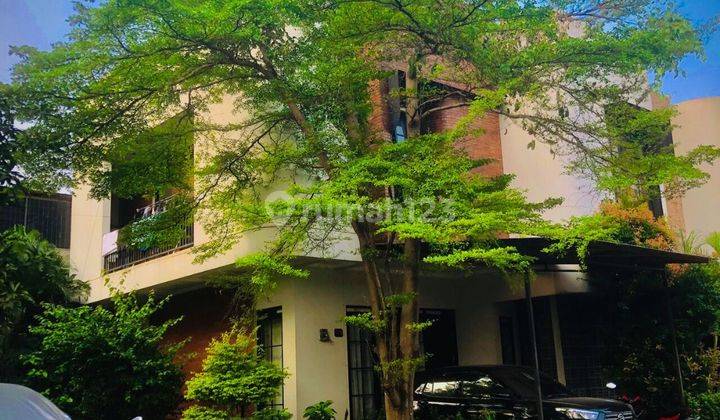 Dijual Townhouse Eksklusif Jagakarsa 1