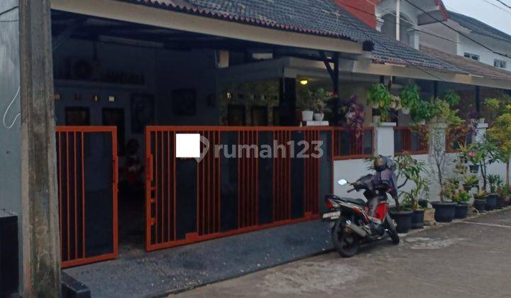 Rumah Hoek Dekat Grand Galaxy di Jakasetia Bekasi 1