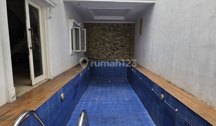 Rumah Mewah Dengan Kolam Renang Dilokasi Premium Tebet Jakarta 1