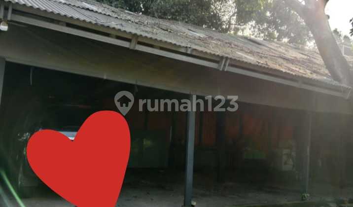 Tanah 1500 meter, + 3 unit rumah, lokasi dekat Mall grand galaxy