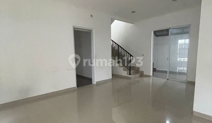 Disewakan Rumah Luas di Cluster Grand Galaxy Bekasi Disewakan Rumah Luas di Cluster Grand Galaxy Bekasi
