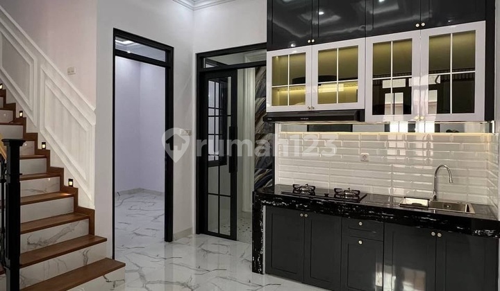 Dijual Rumah Cantik di Ragunan Area Jakarta Selatan Dijual Rumah Cantik di Ragunan Area Jakarta Selatan