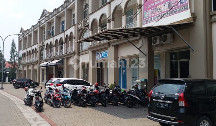 Dijual ruko siap pakai lokasi premium depan mall grand galaxy 