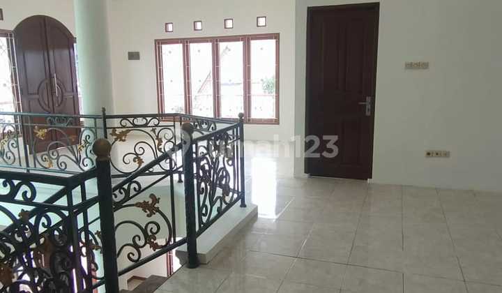 Di Jual Cepat Rumah Besar Posisi Hook Cluster Melati Kota Harapan Indah Bekasi Lingkungan Bebas Banjir 2