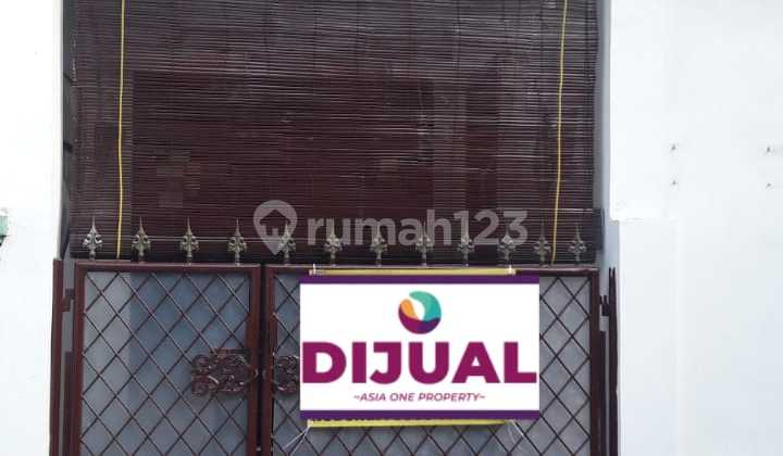 Dijual rumah di komplek Pondok Pekayon indah