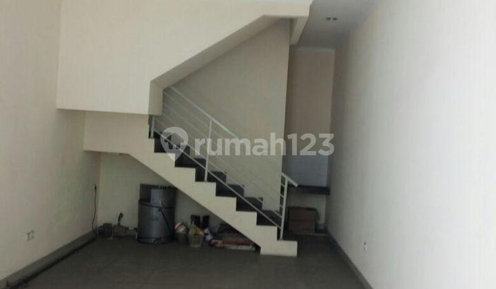 Dijual/Disewakan Ruko 4 Lantai Jalan Gunung Sahari Jakarta Pusat Jalan Raya Strategis dan Ramai 2