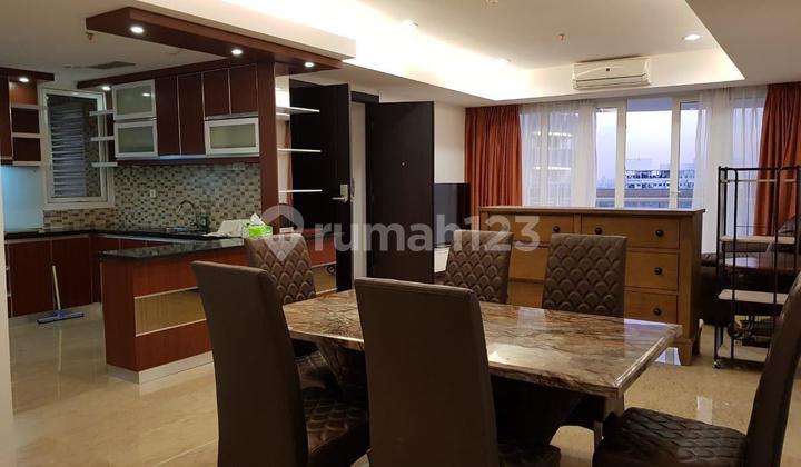 Disewakan Apartemen Royale Springhill Di Jakarta