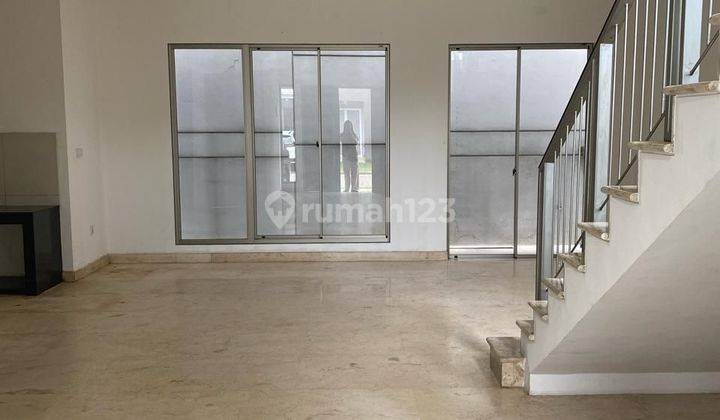 Rumah 2 Lantai Di Golf Island, Semi Furnished Dan Siap Huni 1