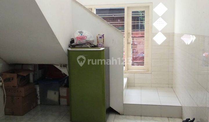 Rumah kost²an 3 lantai di gading indah, kelapa gading 2