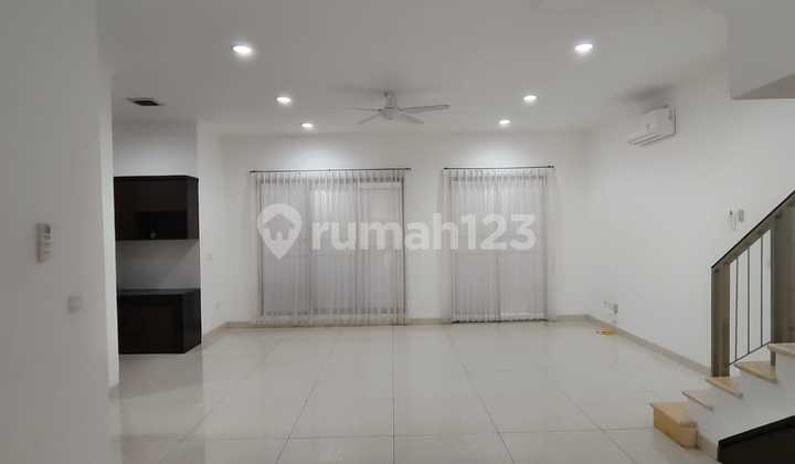 Rumah Symphony Golf.island., Siap Huni, Semi Furnish 2