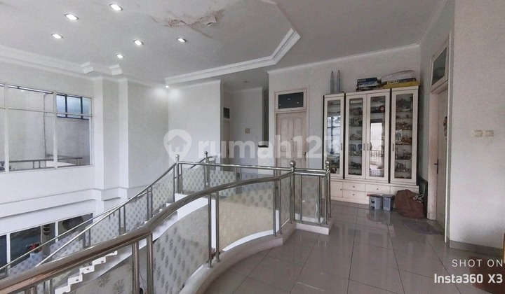 Rumah Mewah Pantai Indah Kapuk , Jakarta Utara, Shm , Bagus 2