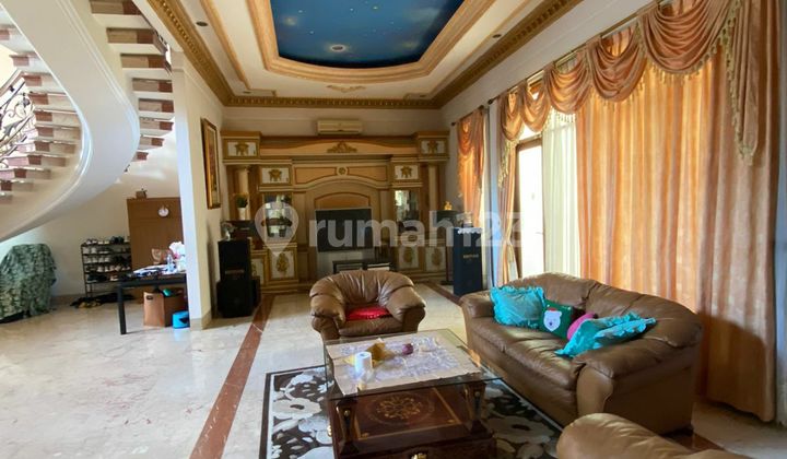 Rumah pantai indah kapuk fully furnish siap huni classic rapih .. Rumah pantai indah kapuk fully furnish siap huni classic rapih ..