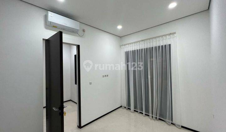 Rumah Pluit permai, gandeng 2 , 3 lantai, minimalis,... 2